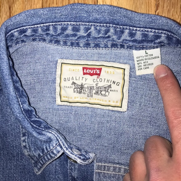 Levi’s Vintage Denim Shirt 1996 Large - Picture 2 of 6